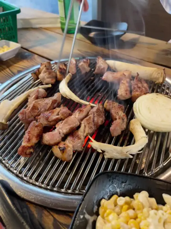 맛있게 구워진 고기