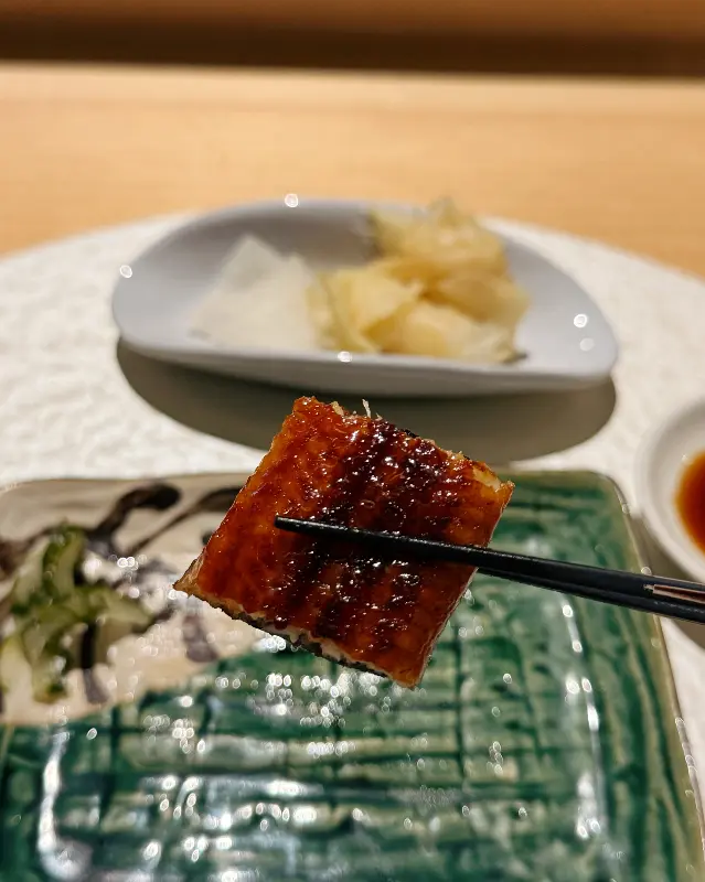 눈으로도 즐거운 스시 오마카세