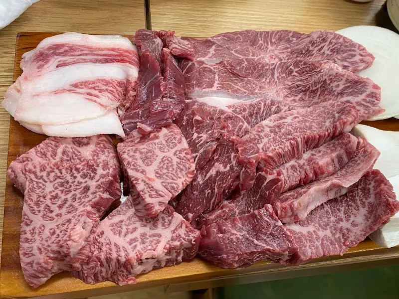 고기 한 상 차림