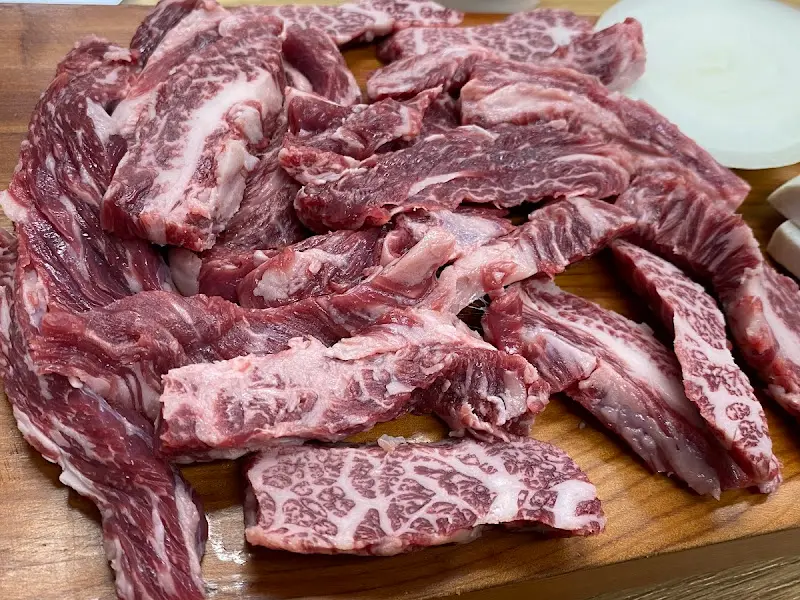 먹음직스러운 한우 모듬