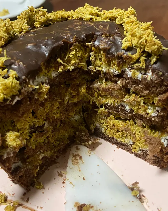 두바이 초콜릿 케이크 단면