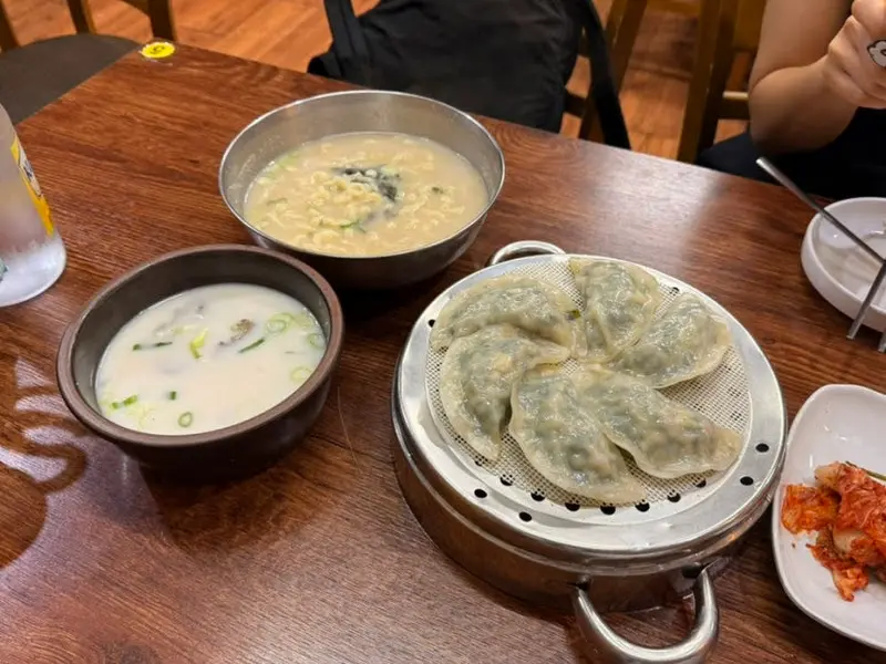 칼국수와 만두