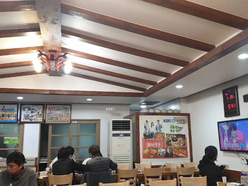 멸치쌈밥 한 상 차림