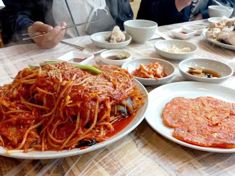 푸짐한 아구찜 한 상 차림