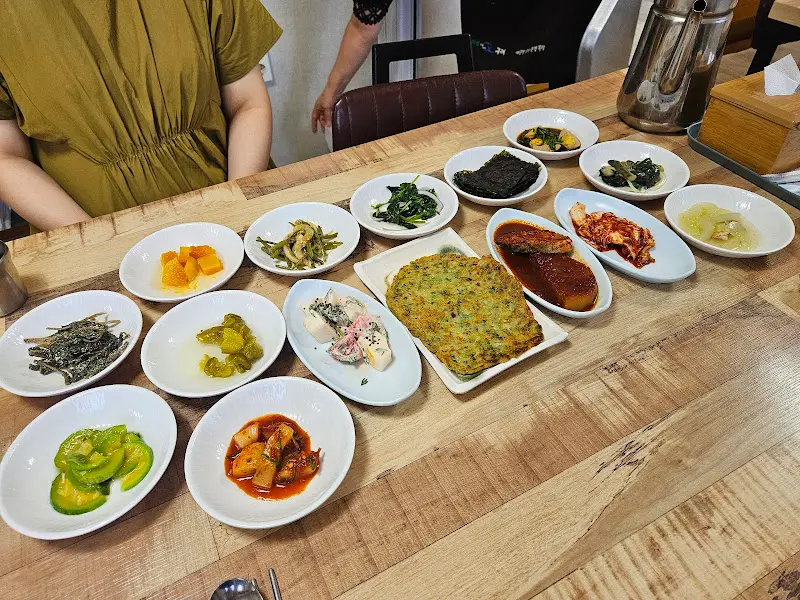 다양한 나물 반찬