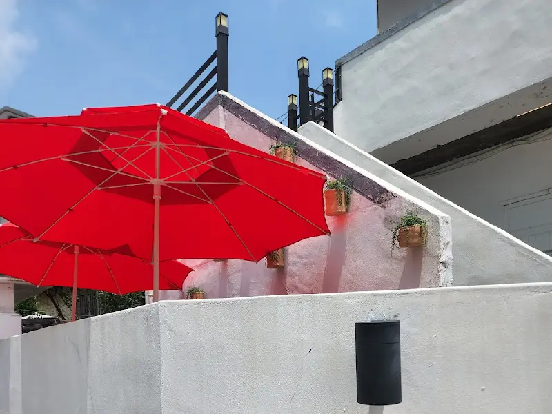 빠리맨션 대기 공간