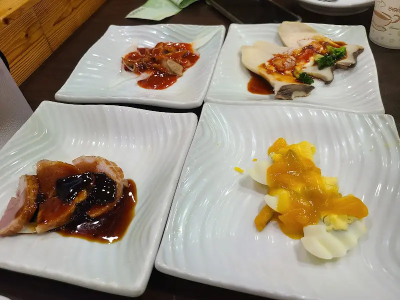 다양한 밑반찬 클로즈업