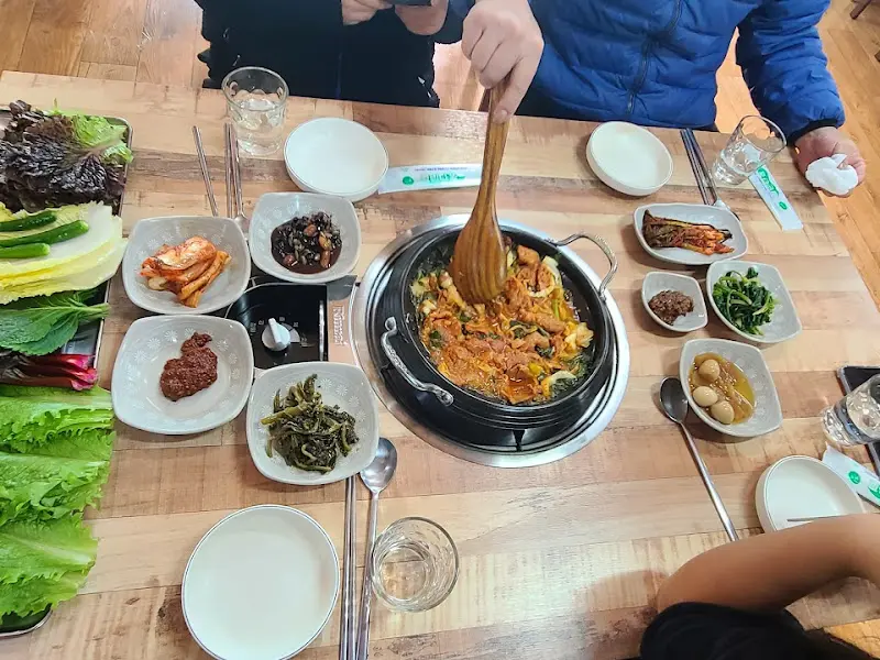 신가네 쌈밥집 외관