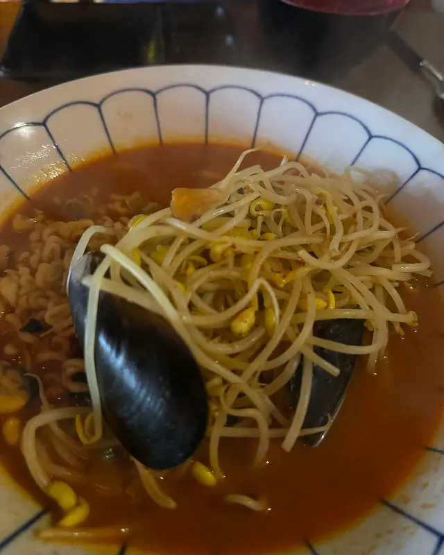 얼큰하고 시원한 해물라면