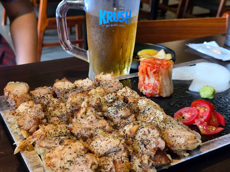 수육 튀김과 맥주