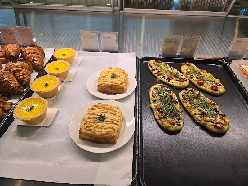 다양한 빵 종류