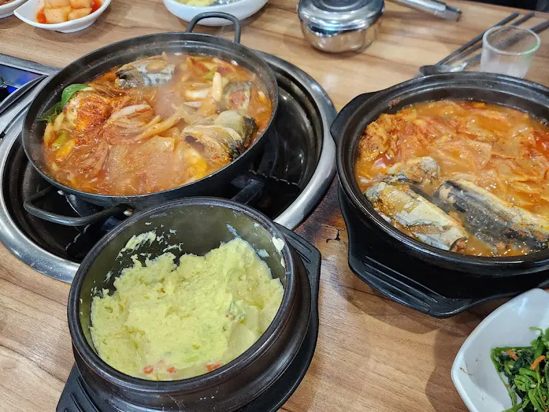 김치찜과 계란찜의 조화