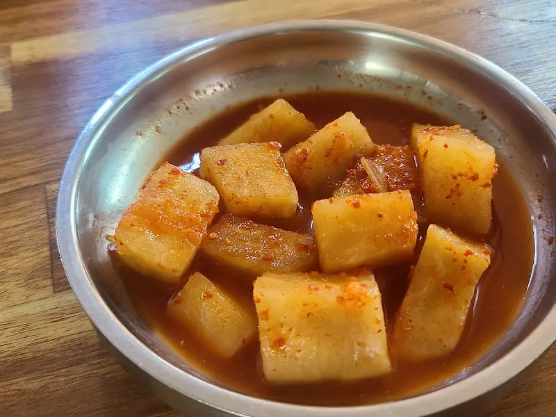 깍두기의 먹음직스러운 모습