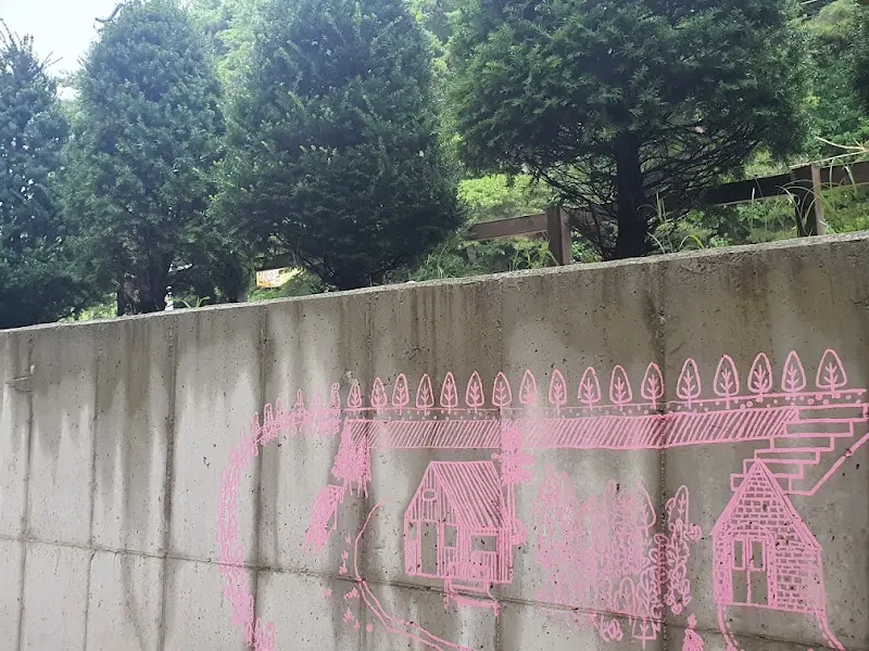 벽에 그려진 그림