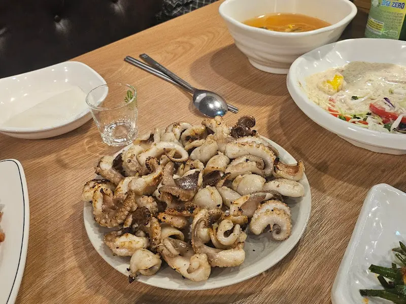 소금구이쭈꾸미 한상차림