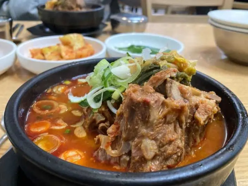 뼈해장국 비주얼