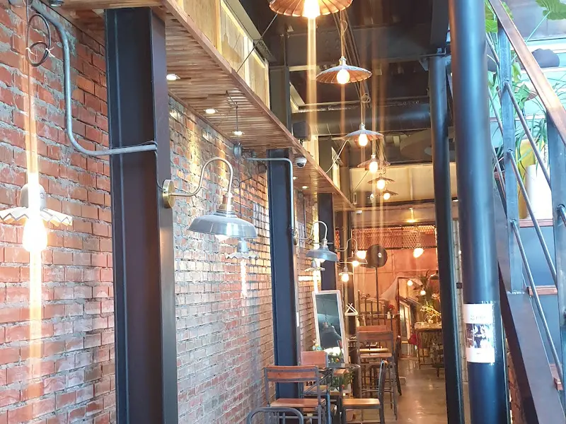 ROAD44 카페 내부