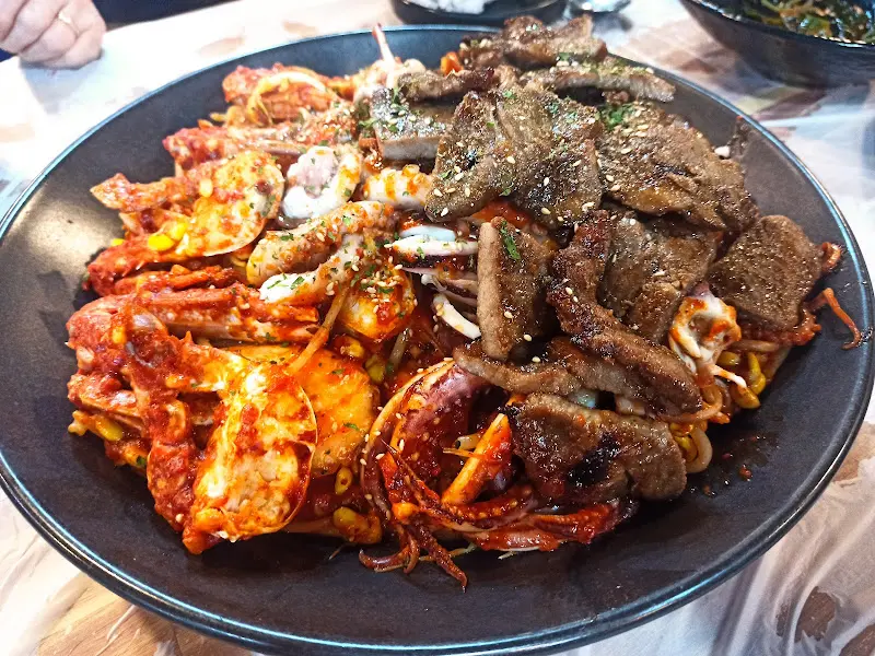 푸짐한 해물갈비찜