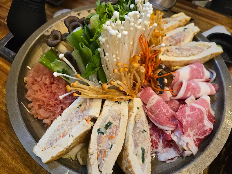 고기 품은 두부전골