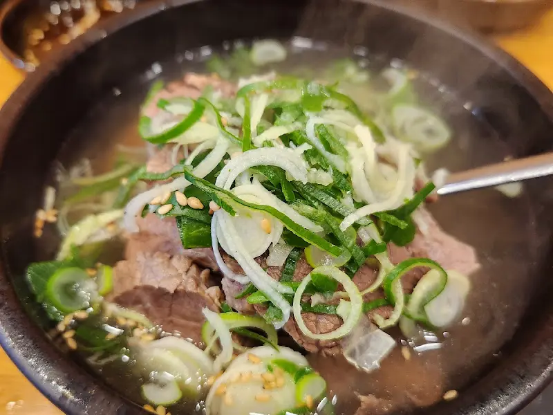 윤가곰탕 고기 디테일