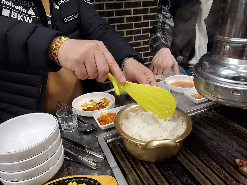 갓 지은 냄비밥