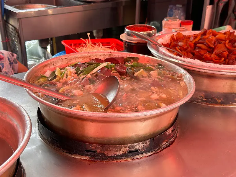 선지 국밥과 돼지 껍데기