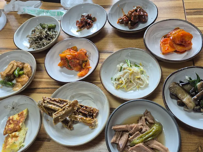 다채로운 밑반찬