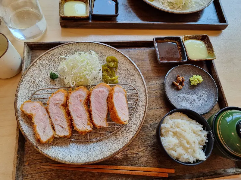 키오쿠의 정갈한 한 상 차림, 다시 봐도 먹음직스럽다.