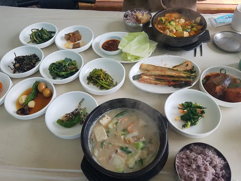 다래가든 한 상 차림