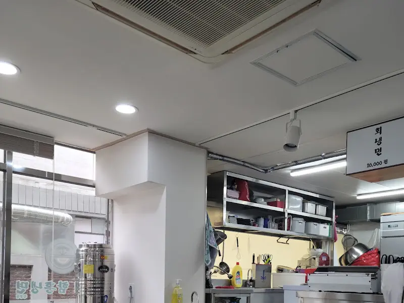 금원 함흥냉면 주방