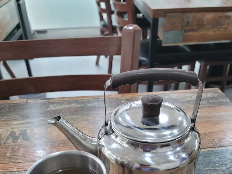 따뜻한 육수 주전자