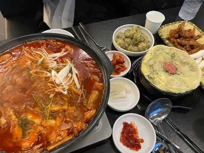 닭매운탕 한상차림