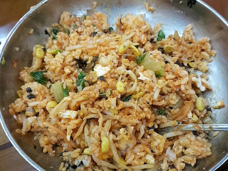 맛있게 비벼진 비빔밥