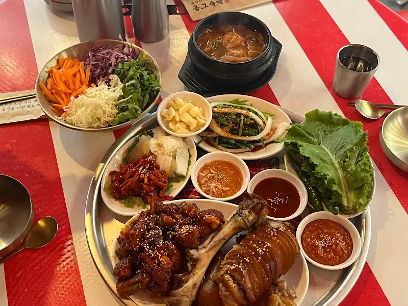 다양한 곁들임 메뉴