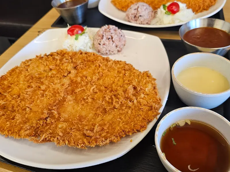 홍익돈까스의 위엄