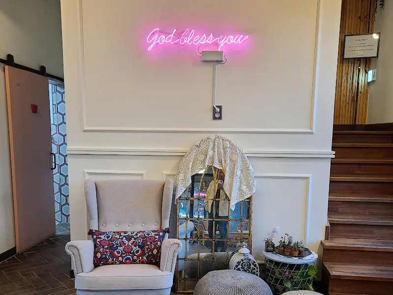 카페 내부 인테리어