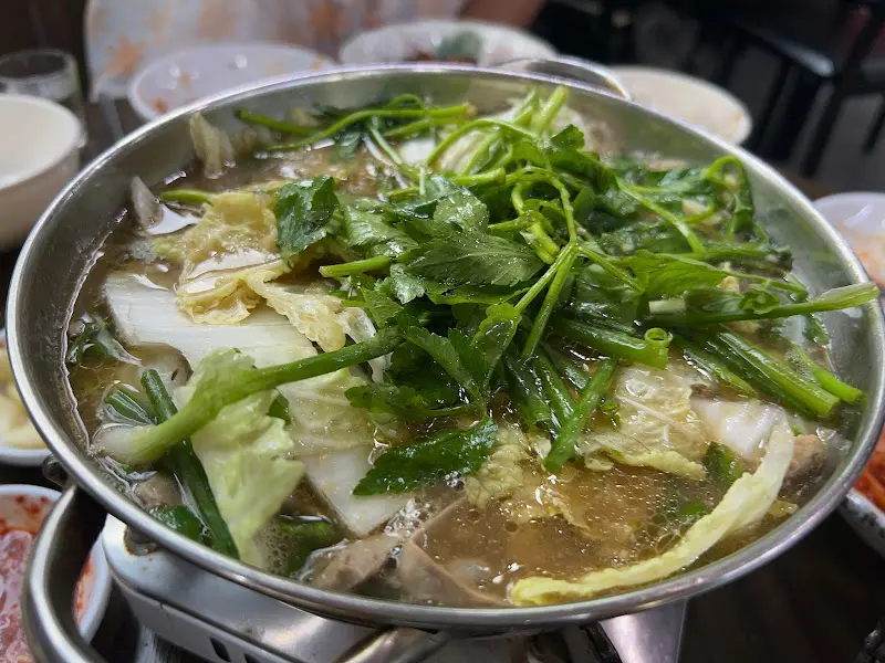 시원한 국물이 일품인 탕