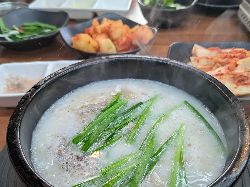 보글보글 끓는 순대국