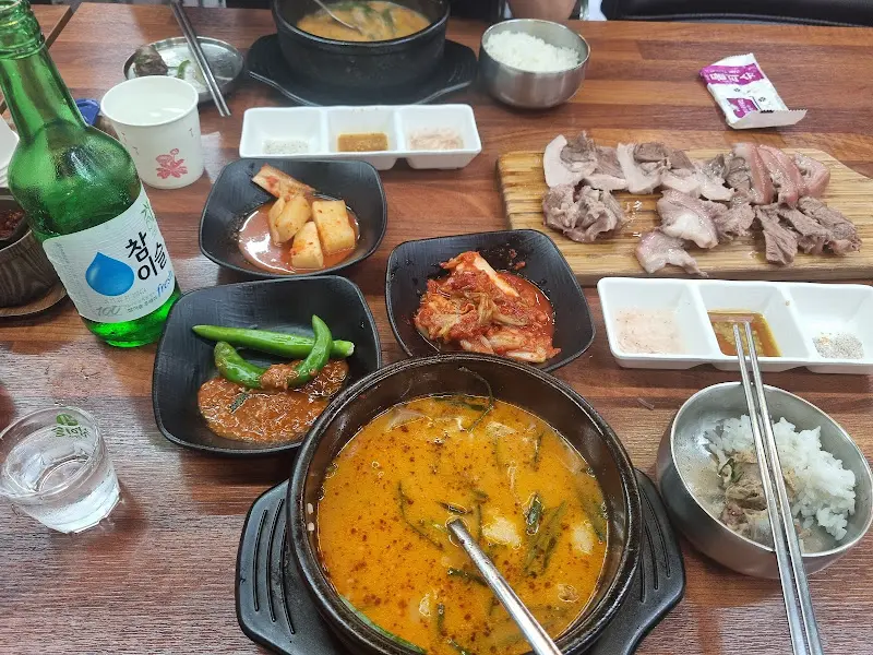 푸짐한 한 상 차림