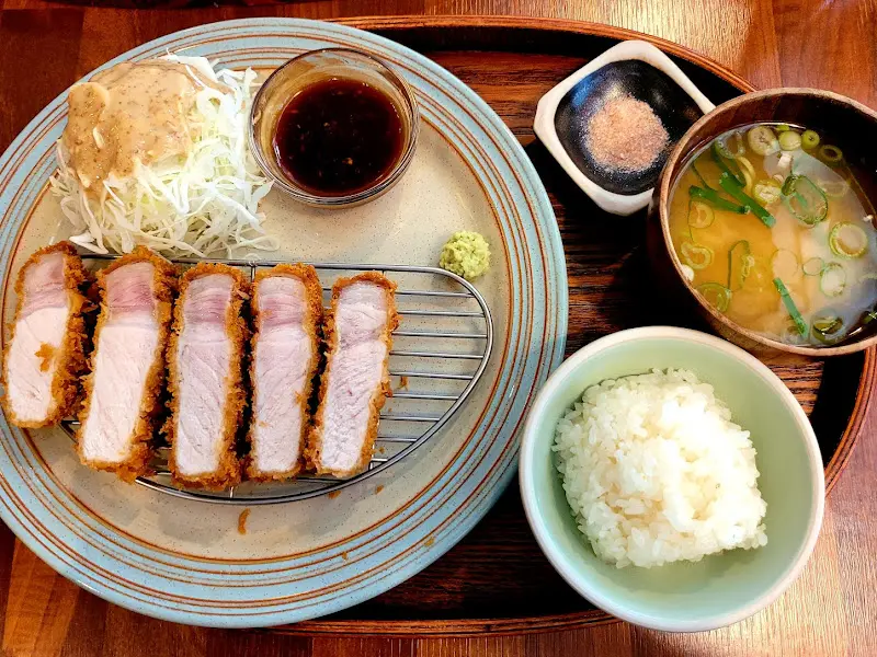 히레카츠와 밥, 미소시루