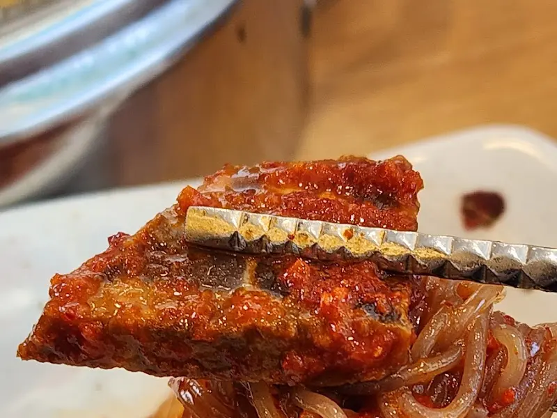 소고기 김치 무침 한입