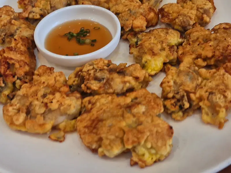 겉바속촉 굴튀김