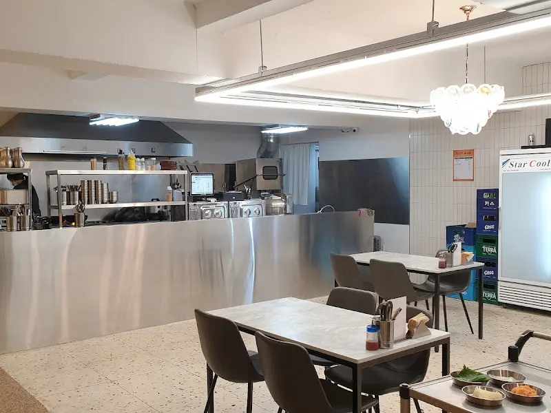 깔끔한 내부 인테리어