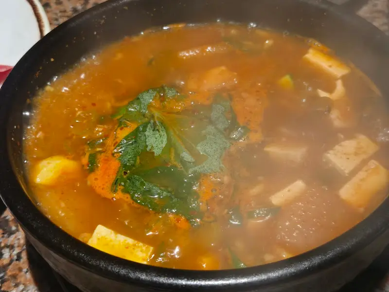 향긋한 방아잎이 들어간 된장찌개