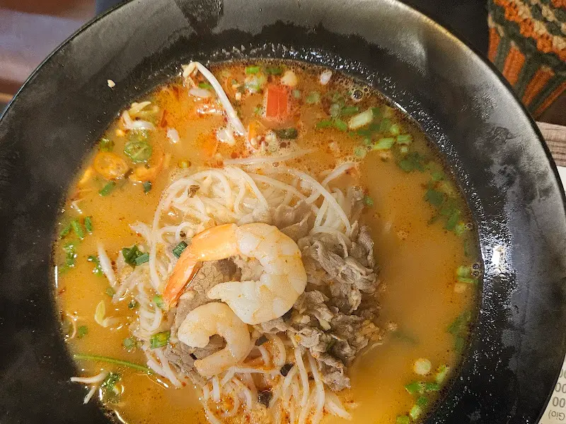 초이노미의 얼큰 쌀국수