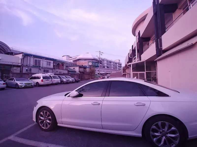 동강한우 주차장