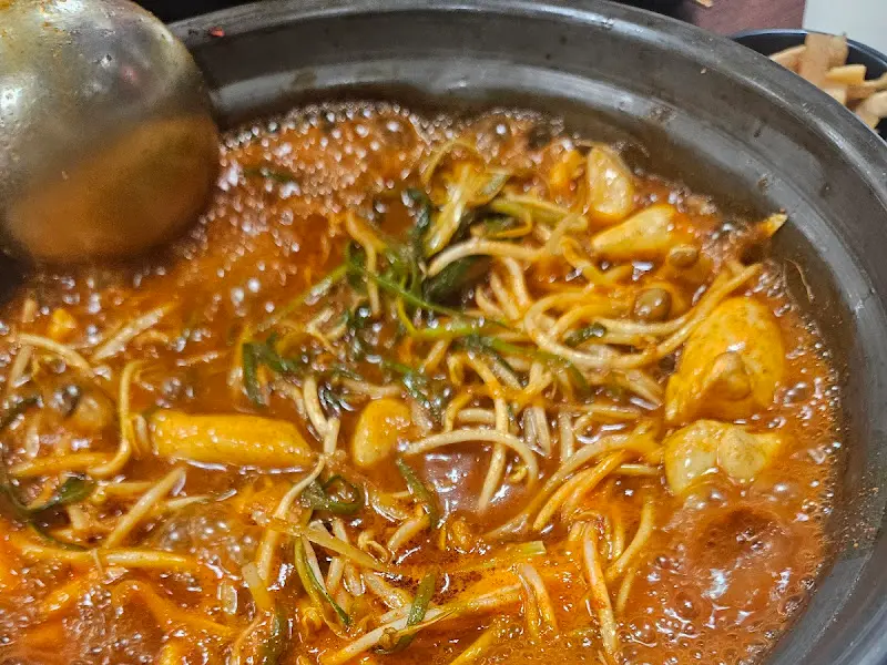 보글보글 끓는 등갈비찜