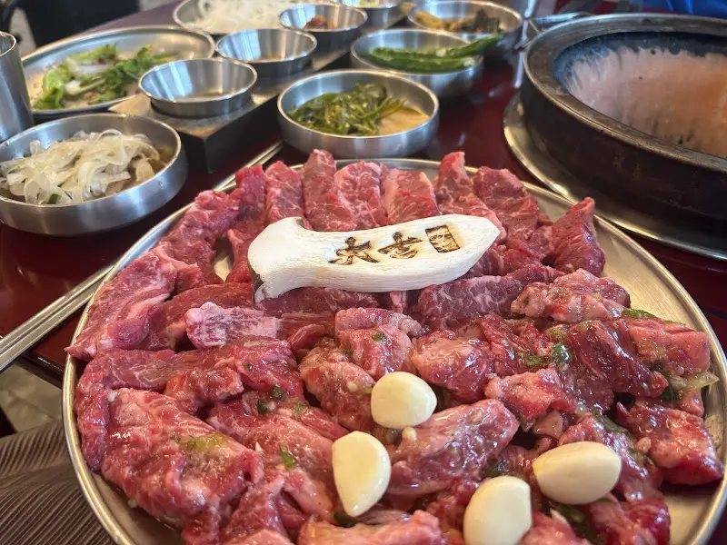 푸짐한 소갈비 한 상 차림