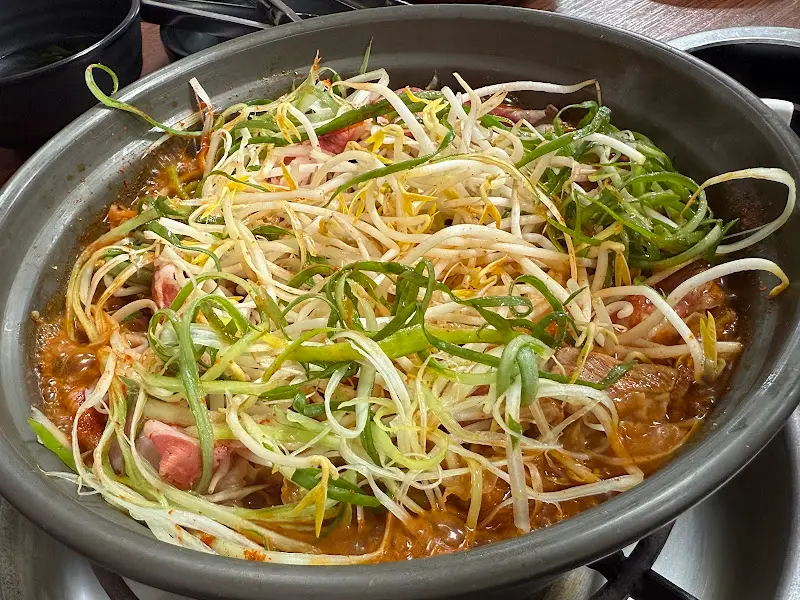 푸짐한 양의 등갈비찜