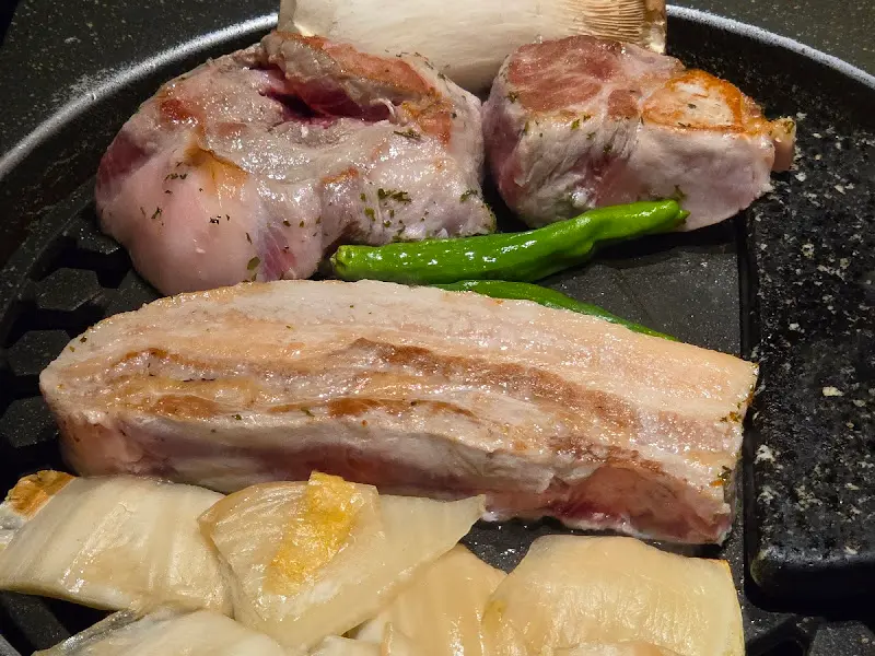 청반도 천곡본점 고기